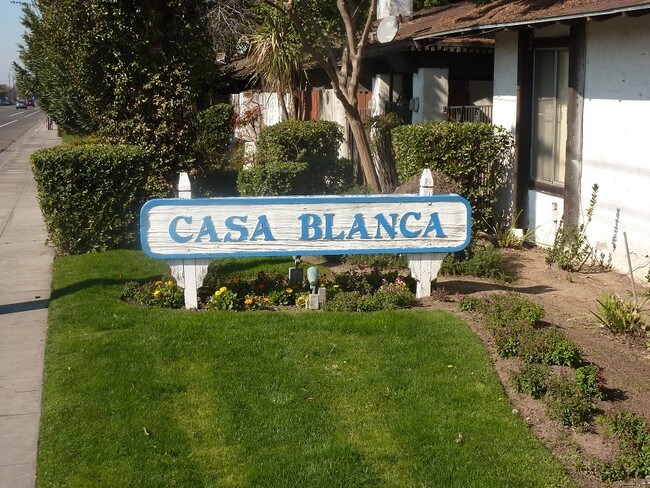 Casa Blanca Apartments - Casa Blanca Apartments