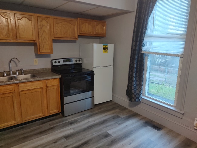 Photo - 706 W Front St Unit 1