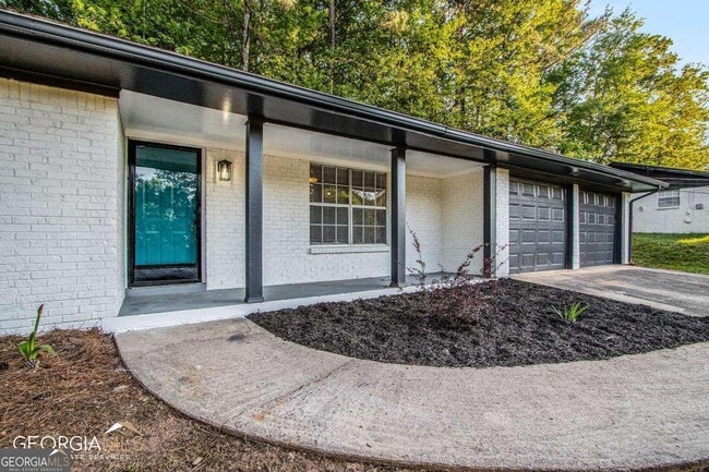 Photo - 2243 7 Oaks Cir