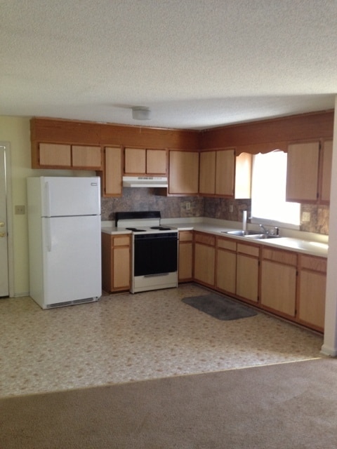 Building Photo - 810-812 E. Franklin Street Unit 812 E. Franklin Street