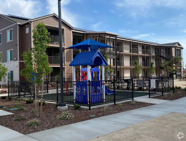 Building Photo - Rancho Colus Rental