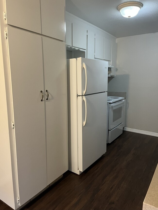 Photo - 701 W Pennsylvania St