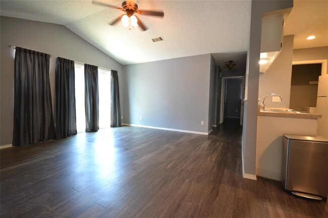 Photo - 16114 Windermere Dr