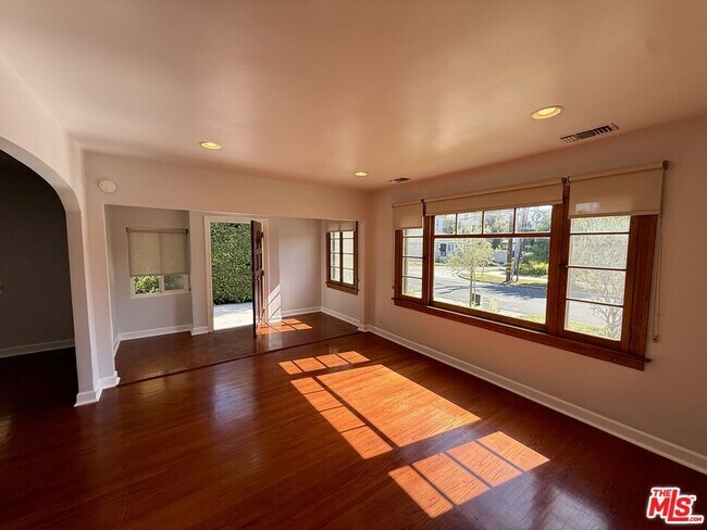 Photo - 5015 Edgewood Pl