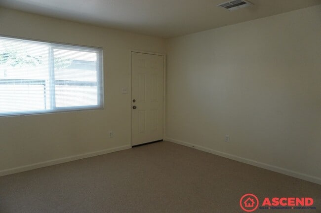 Photo - 116 Woodrow Ave Unit 116 Woodrow Ave  B