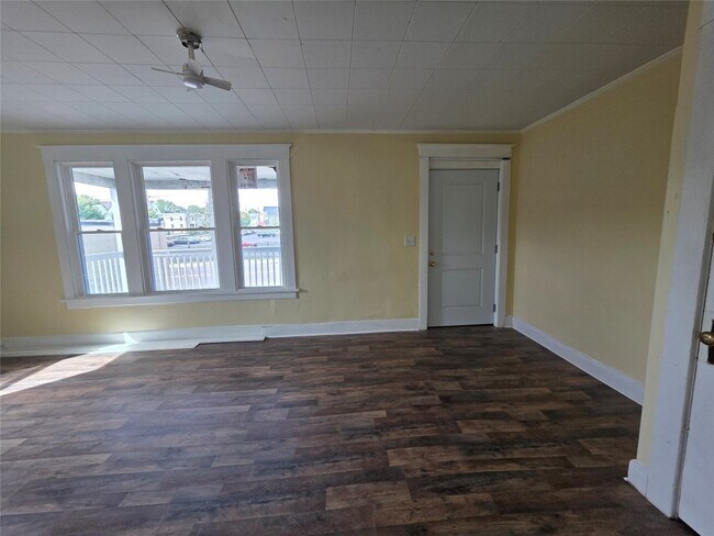 Photo - 155 Willow St Unit 1st Floor