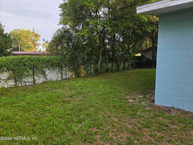 Photo - 11428 Harlan Dr