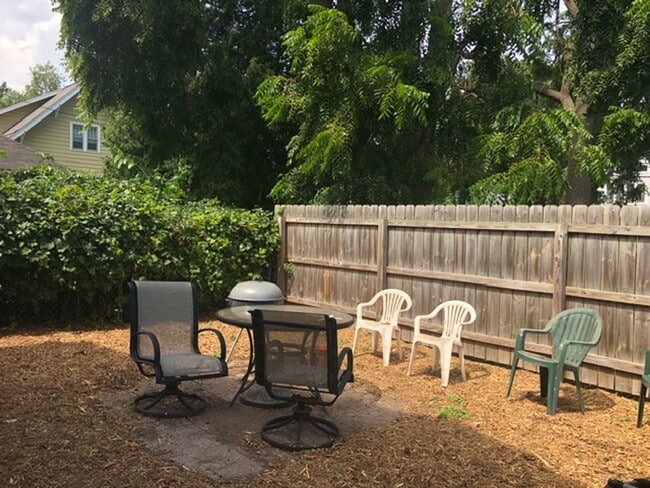 Photo - 924 Drake St Unit 924 Drake St #1