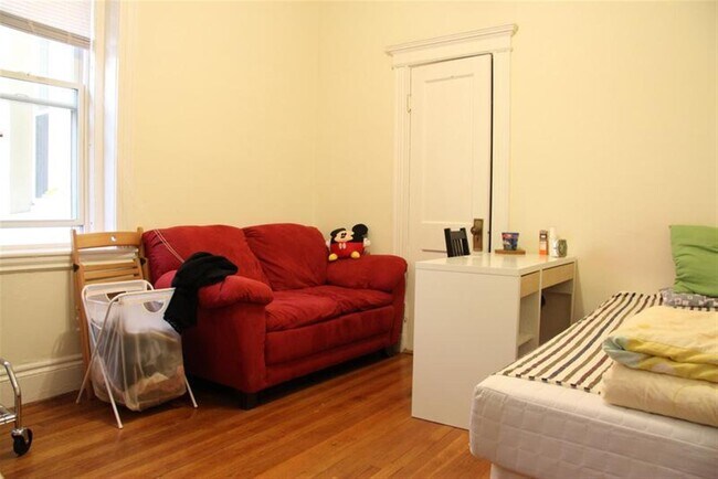 Photo - 82 Kirkland St Unit 1
