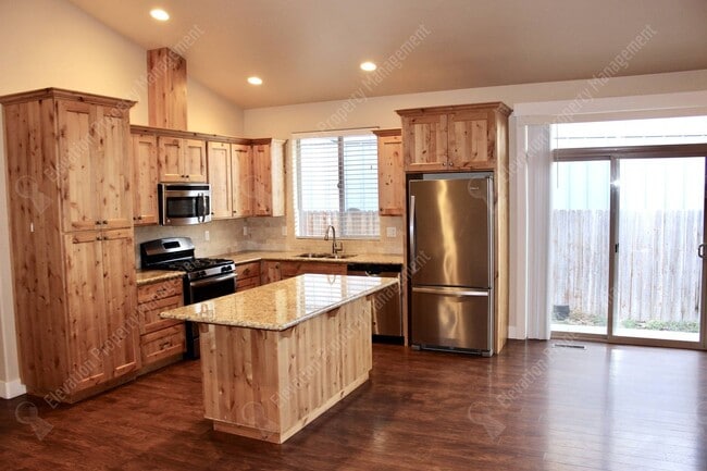 Photo - **COMING SOON** Modern 3 BR with open livi...