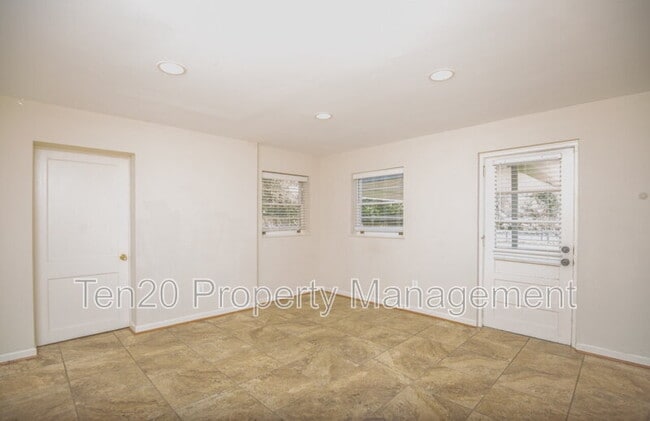 Photo - 1514 Hilton Ave