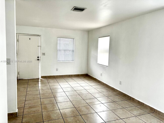 Photo - 20044 SW 87th Pl Unidad -