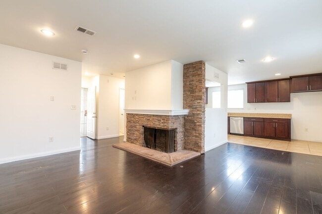 Photo - 2540 Hudspeth St