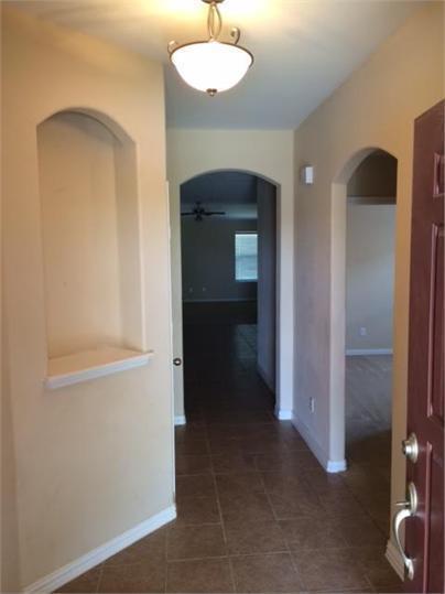 Photo - 1098 Giberson Way