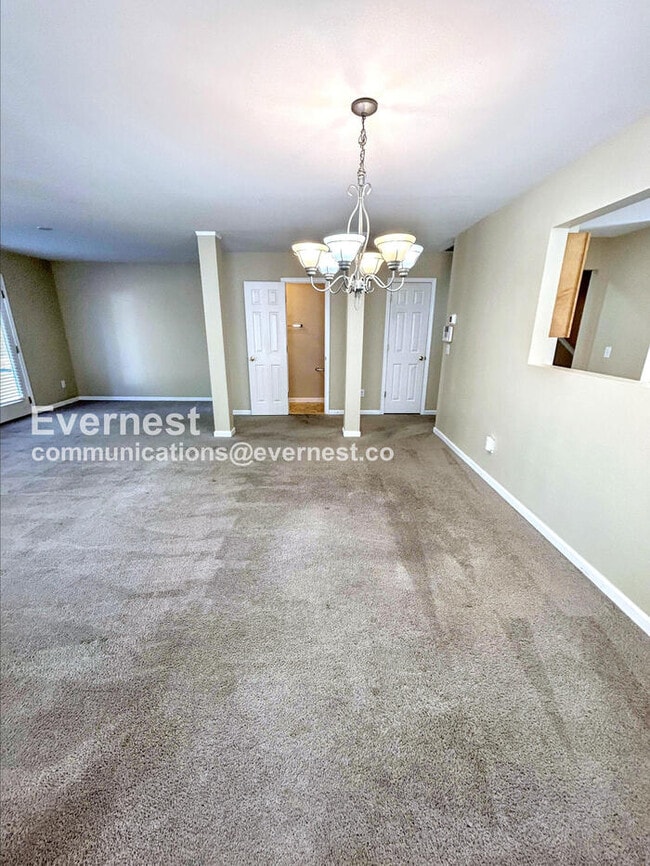 Photo - 941 Ujamaa Dr