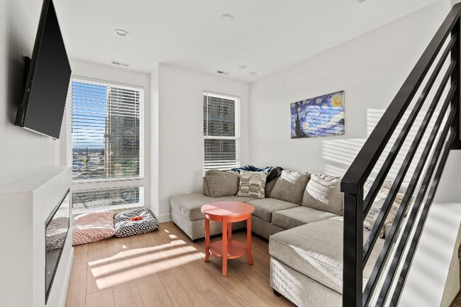 Photo - 11237 S Freestone Rd