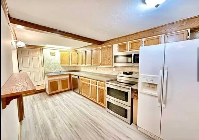2422 Main St Unit 1