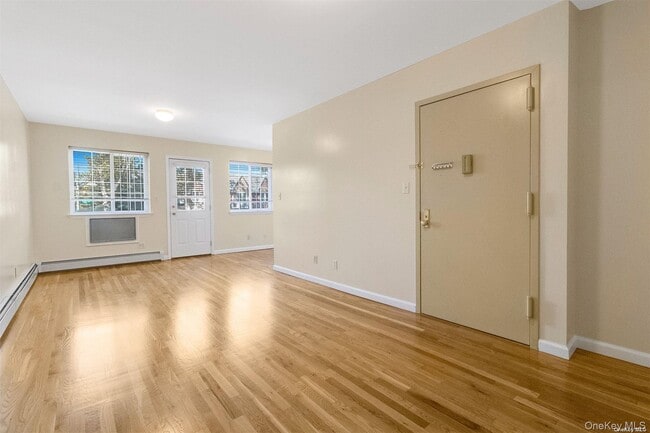 Photo - 65-45 110th St Unit 2nd Floor