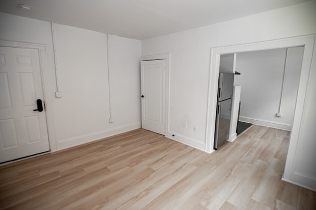 Photo - 1388 W 83rd St Unidad 213