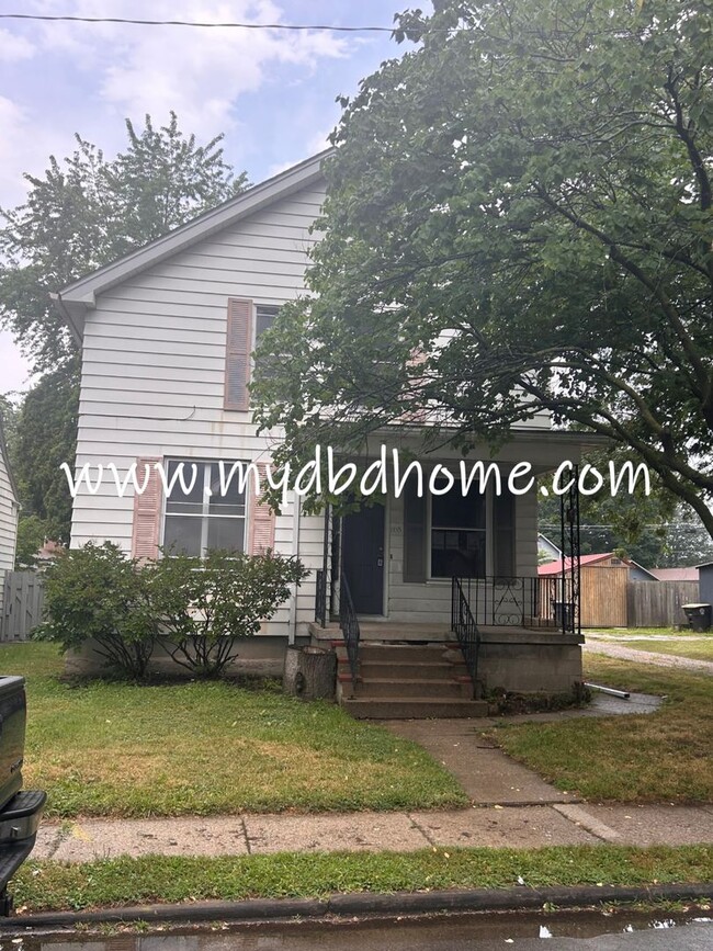 Building Photo - 1815 Bayer Ave