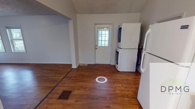 Photo - 2814 Vermont St