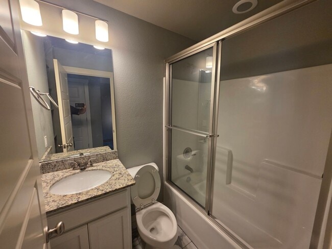 Photo - 2828 W Blackstone Crossing
