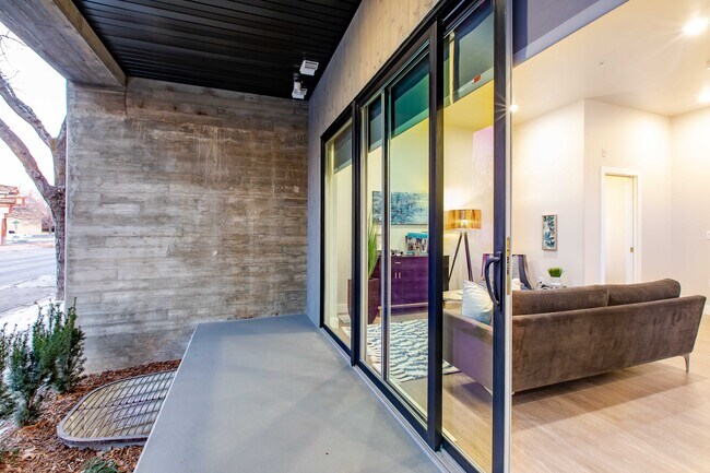 Photo - 21 By Urbana