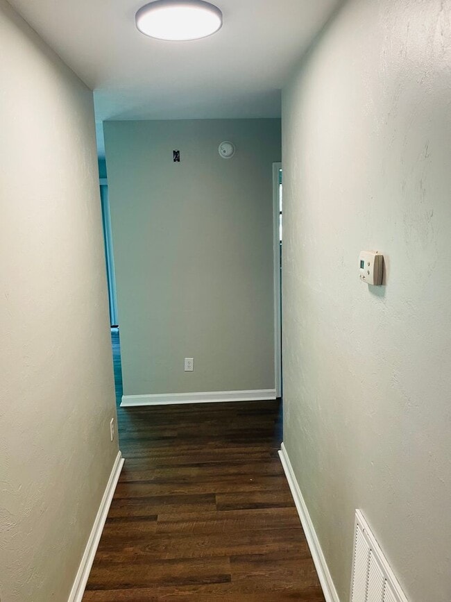 Photo - Spacious Duplex just north of I10 and Monroe