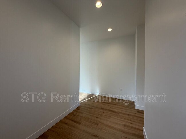 Photo - 2908 Church Oak Dr