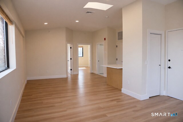 Photo - 937 Post Rd Unit 3B