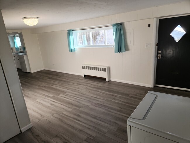 Photo - 61 Baird Ave Unit 1