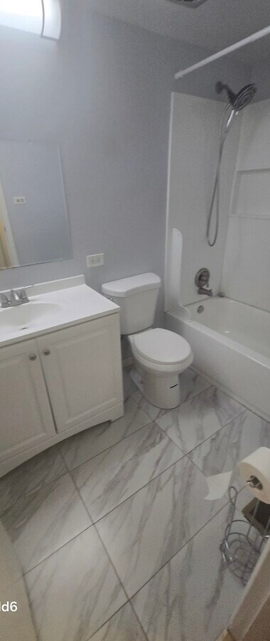 Photo - 550 Washington Blvd