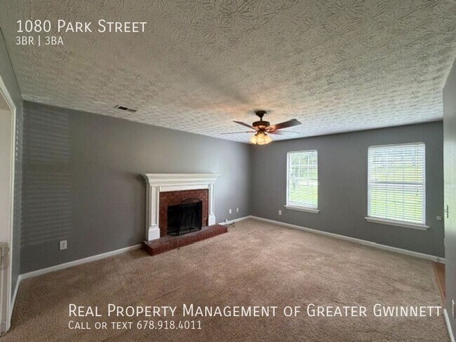 Photo - 1080 Park St