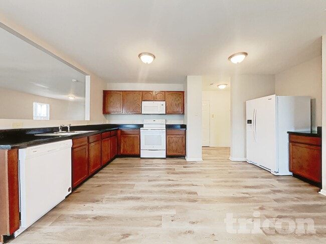 Photo - 1334 Central Park Dr