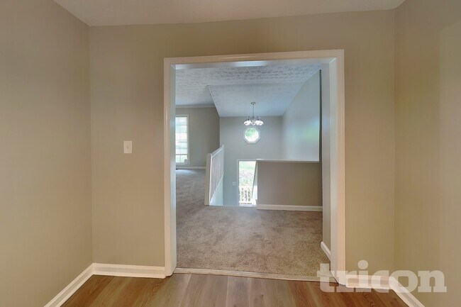 Photo - 604 Cedar Creek Dr