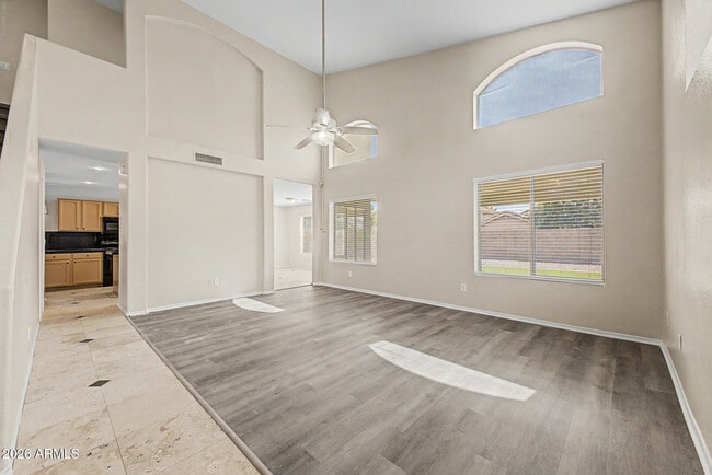 15071 W Heritage Oak Way