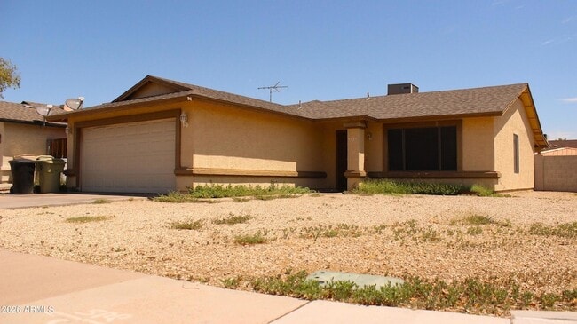 Photo - 5425 N 74th Dr