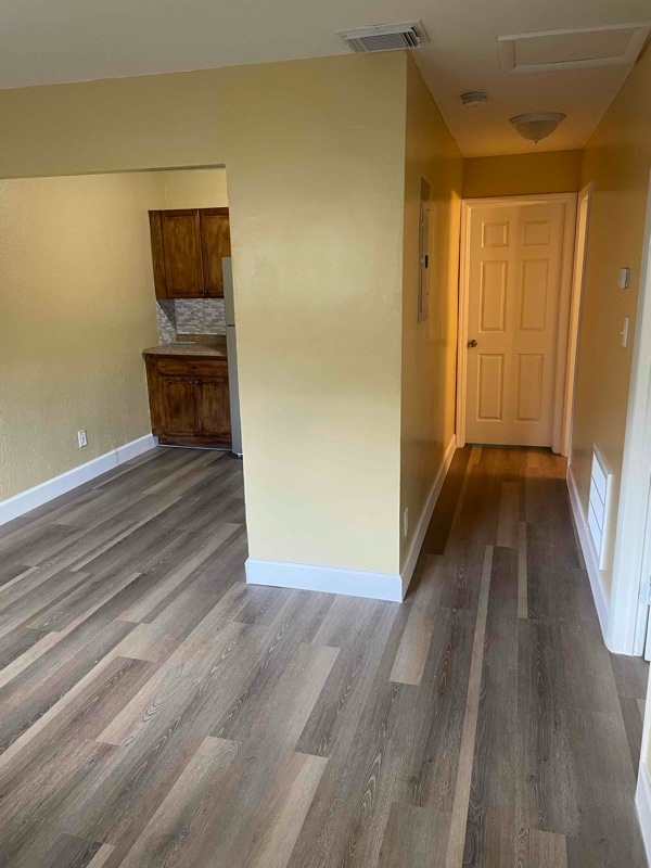 Photo - 716 SW 9th St Unit 3