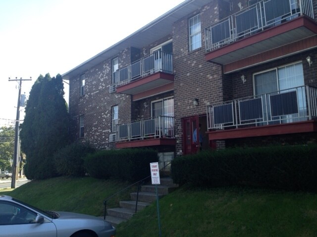 Photo - West End Apartments