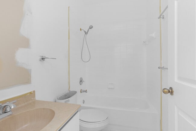 Photo - 5334 NW 111th Ct