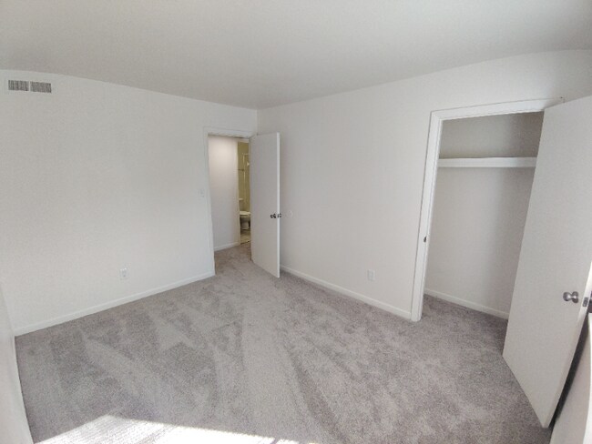 Photo - 600 Reusens Rd Unidad K119