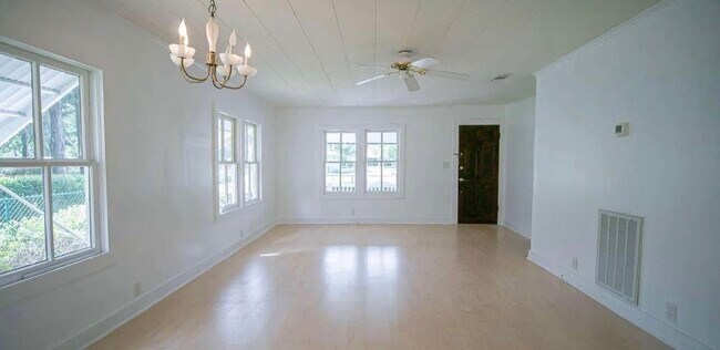 Photo - 1122 SE Lanvale St