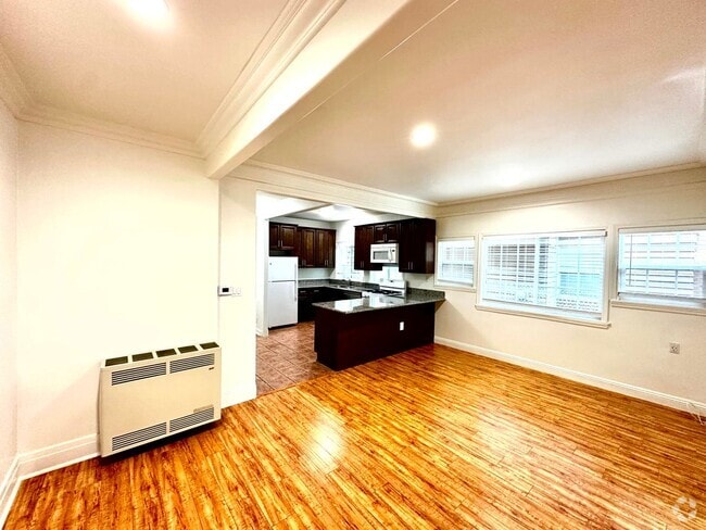 Building Photo - 1536 4th Ave Unit 1538 Rental