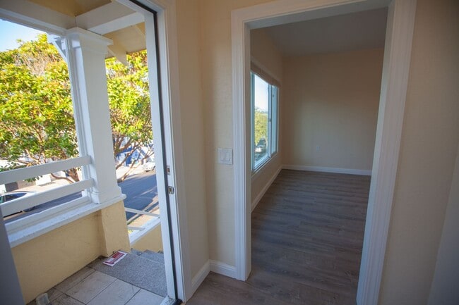 Photo - 161 Peoria St Unit 161A (Upper)