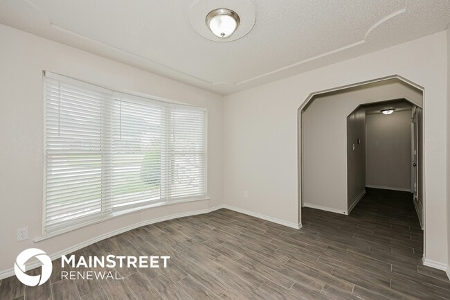 Photo - 620 Huntwich Dr