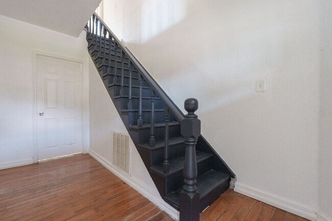 Photo - MOVE IN READY 4 Bedroom in Suffolk!