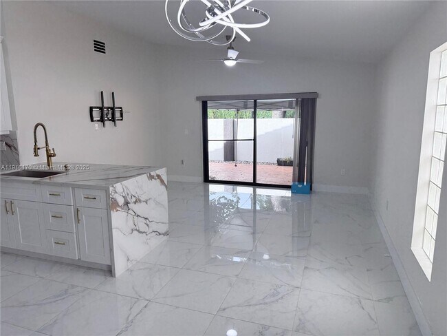 Photo - 9672 SW 166th Ct