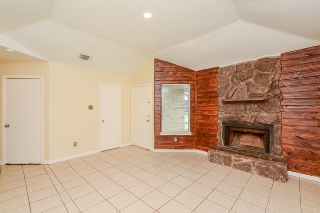 Photo - 8607 Crystal Cove Cir