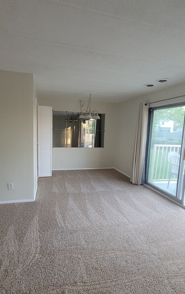 Dining Room - 2606 Indian Dr Unit 1B