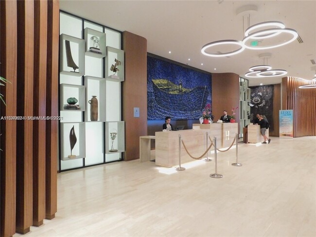 Photo - 4111 S Ocean Dr Unidad 1004